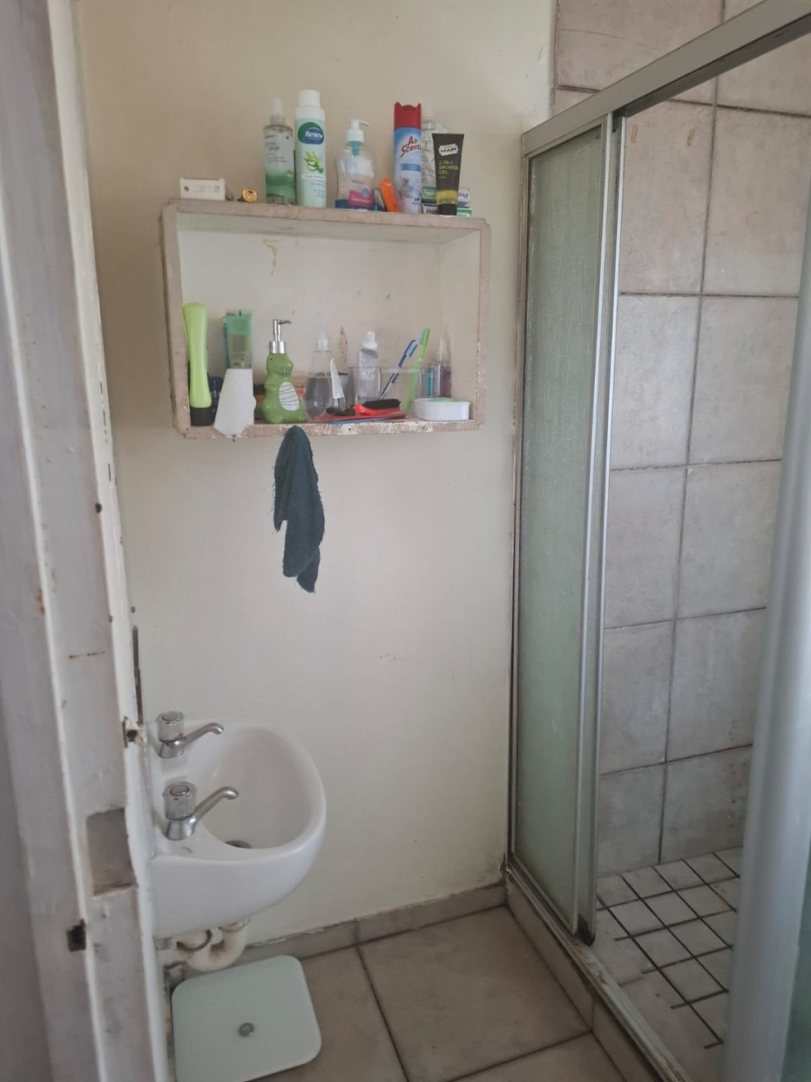 To Let 2 Bedroom Property for Rent in Portlands Western Cape